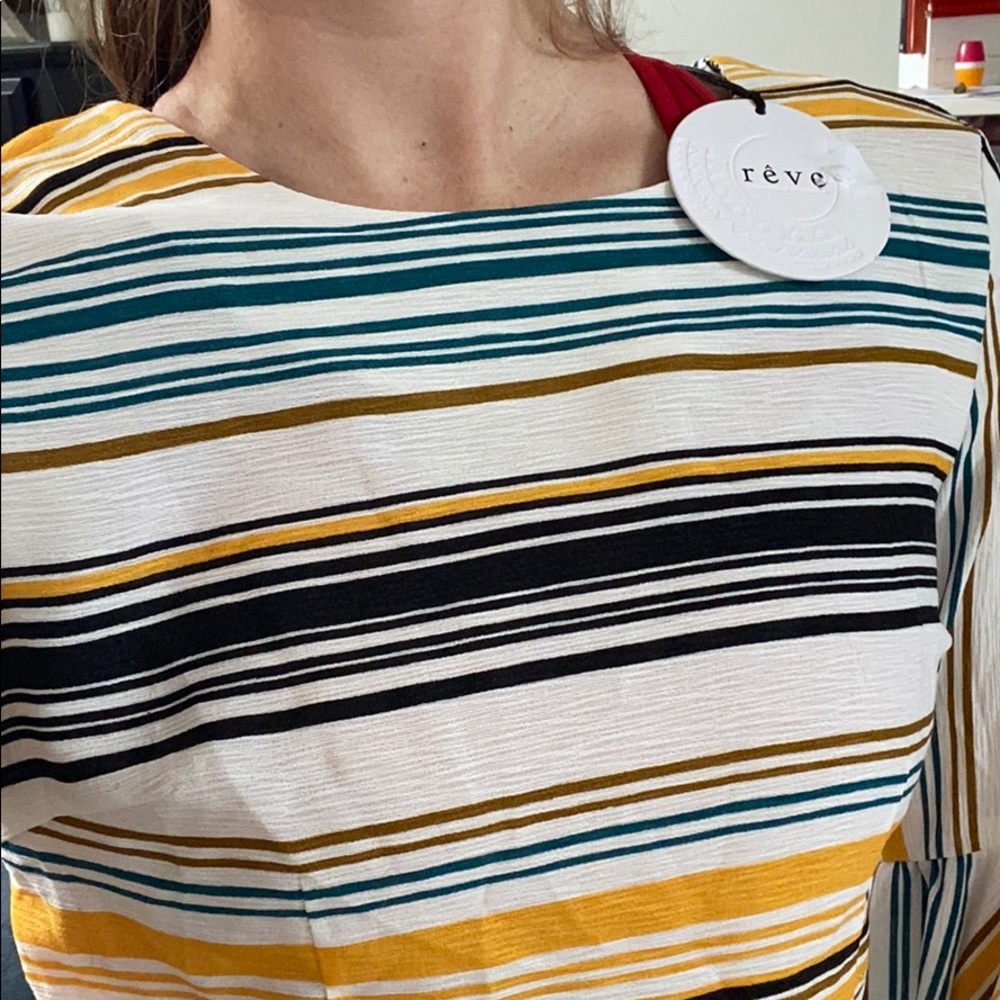 Reve Crop Top Blouse - Picture 3 of 5